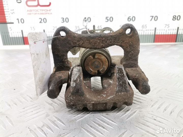 Суппорт задний правый для Audi A4 B5 8E0615424