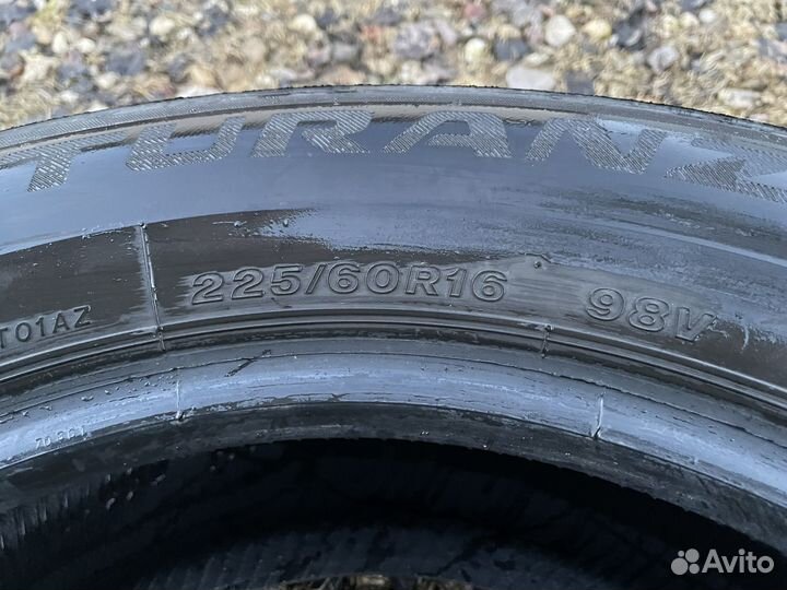 Bridgestone Turanza T001 225/60 R16