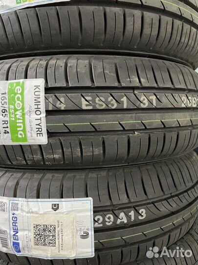 Kumho Ecowing ES31 165/65 R14 79T