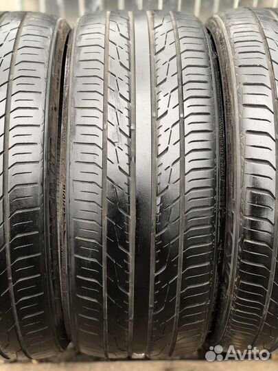 Toyo Extensa HP 225/30 R20