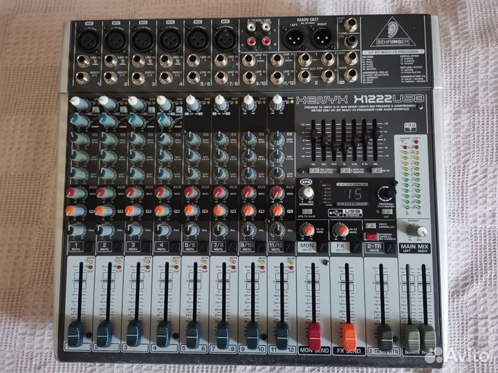 Микшерный пульт behringer 1222fx
