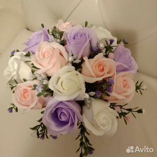 Композиция из мыльных роз