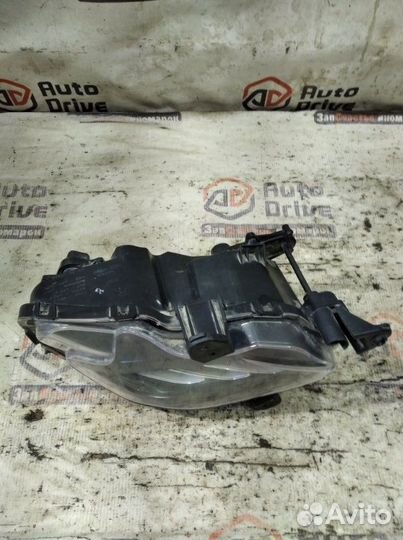 Фара противотуманная передняя правая Kia К5 седан