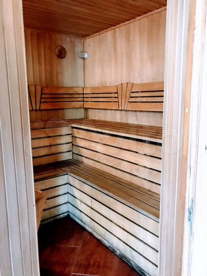 Дом 850 м² на участке 25 сот.