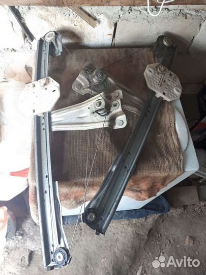 Стеклоподъемники на рено логан- сандеро