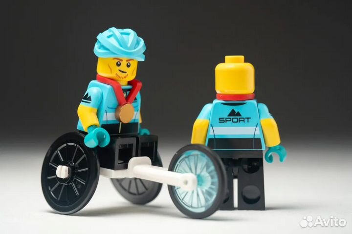 Lego minifigures 22 поштучно