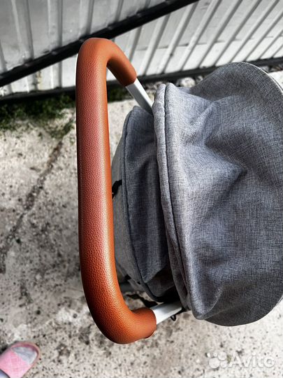 Прогулочная коляска yoya care