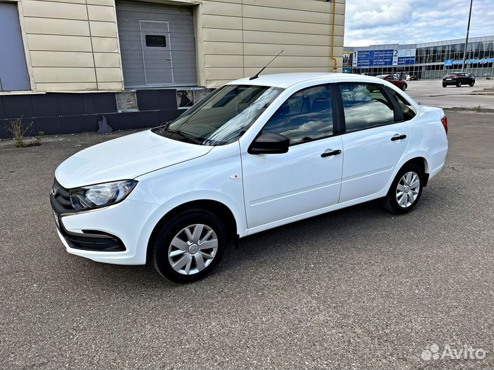 LADA Granta 1.6 МТ, 2020, 34 000 км