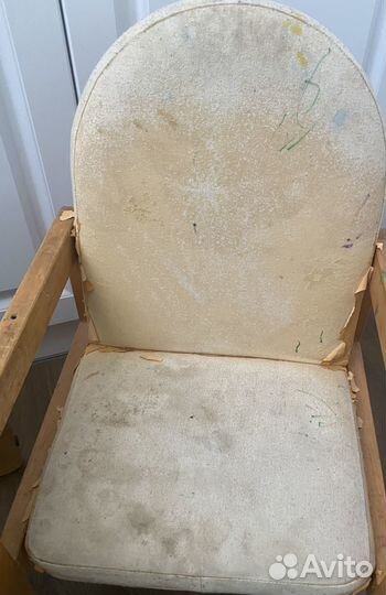 Продам детский стол со стулом