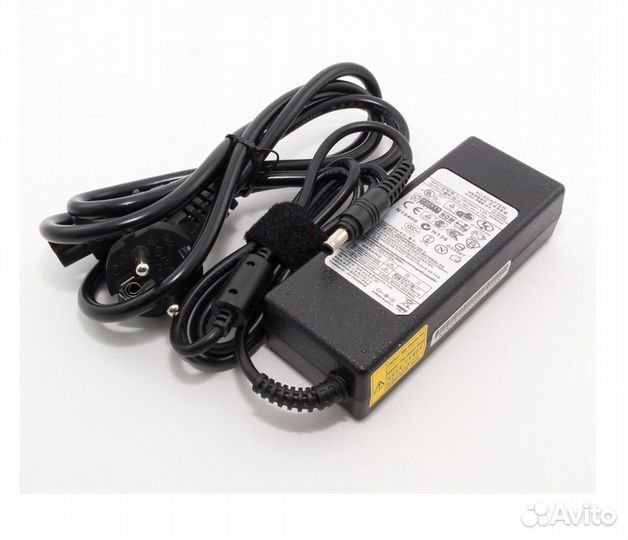Блок питания Samsung 90w - Hoвый