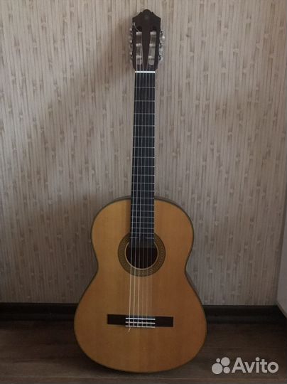 Классическая гитара 6 струн(Yamaha CG122MS)