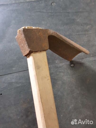 Старинное тесло