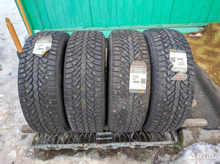 Pirelli Formula Ice 225/65 R17 88T