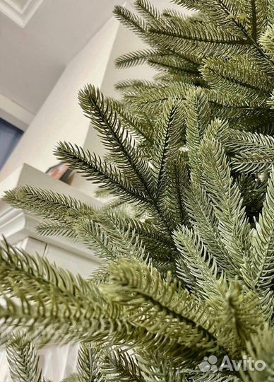 Елка искусственная