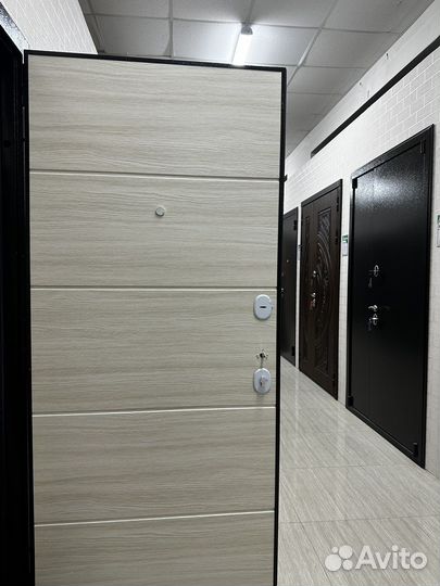 Входные металлические двери «Вектор» йорах ло