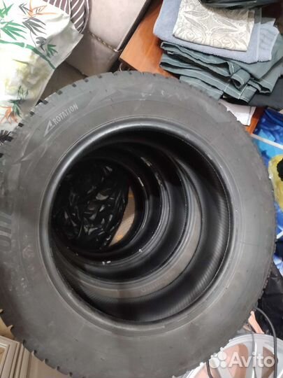 Bridgestone Blizzak Spike-02 205/60 R16 92T