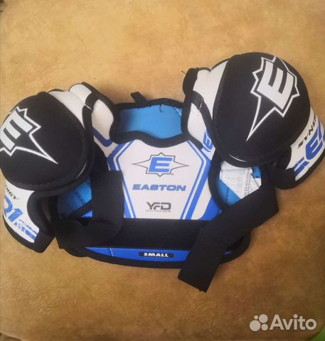 Нагрудник хоккейный детский