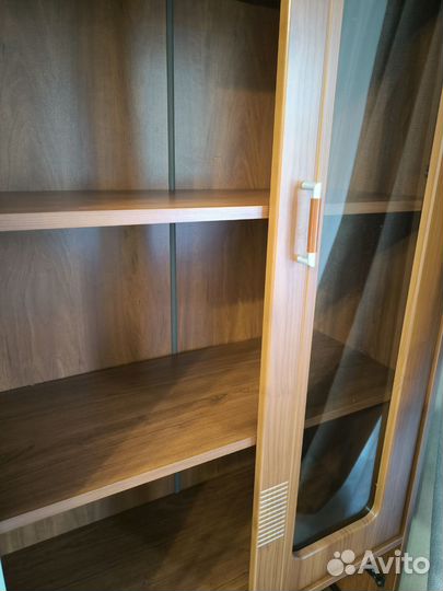 Буфеты и серванты