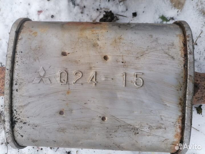 Резонатор Lancer 9 4g18