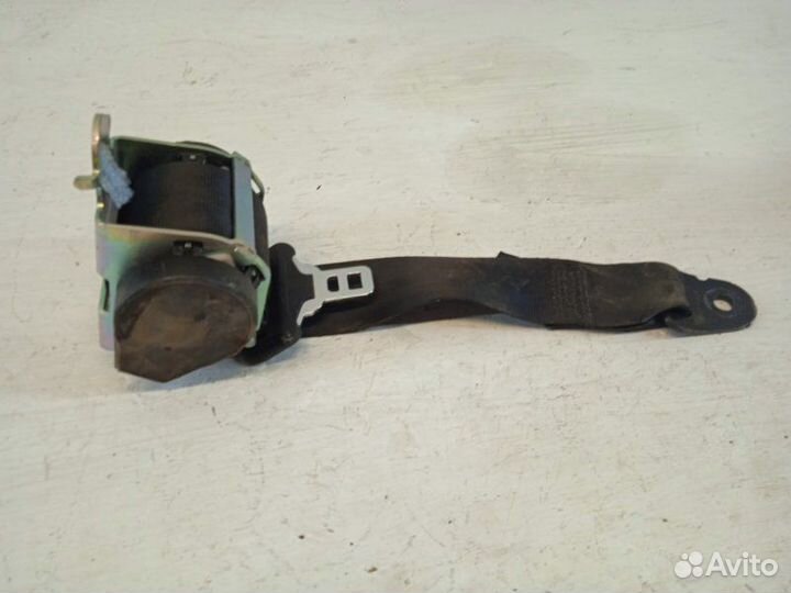 Ремень безопасности задний левый Nissan Terrano 3