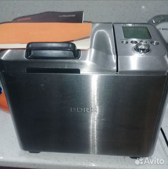 Продаю хлебопечку