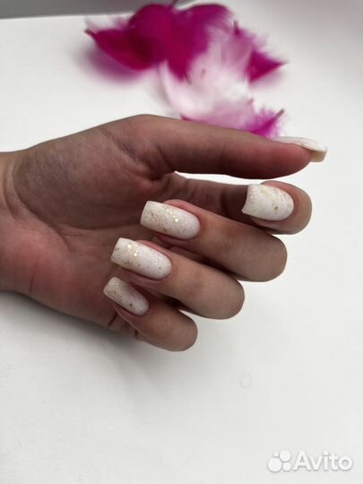 Модель на маникюр бесплатно