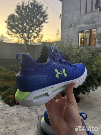 Кроссовки under armour