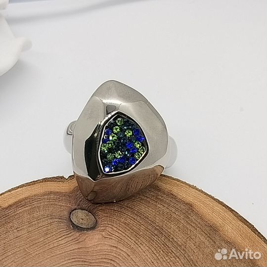 Акцентное кольцо