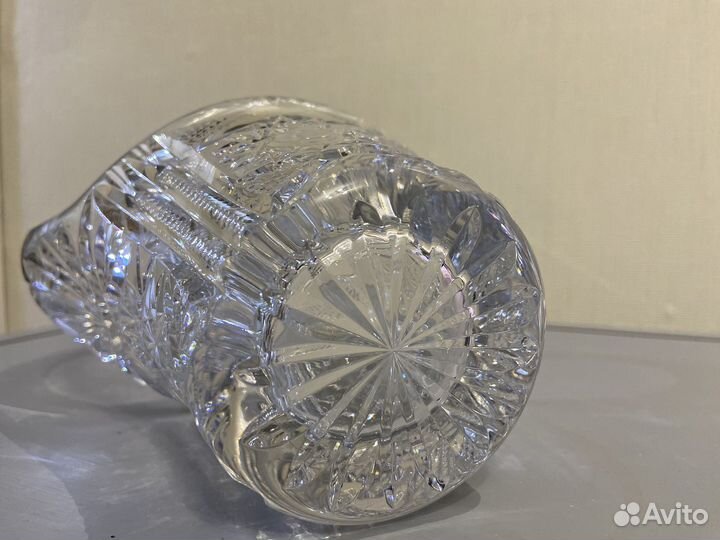 Хрустальная ваза конфетница