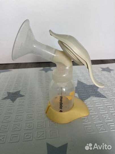 Молокоотсос ручной medela