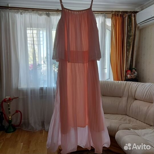 Платье нарядное легкое