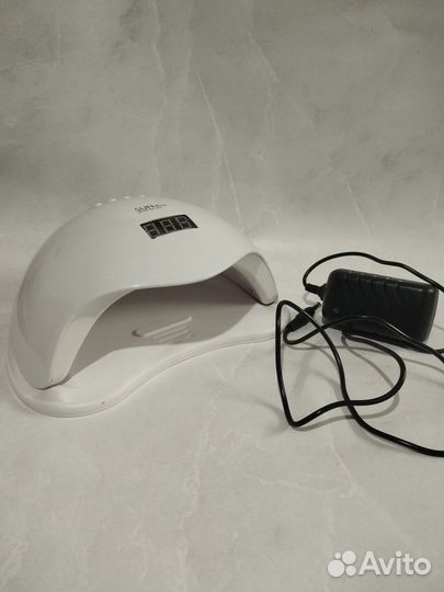 UF Лампа для маникюра