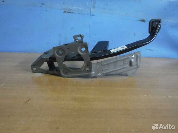 Педаль тормоза Ford Focus 3