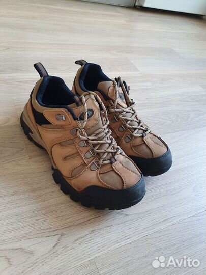 Туристическая обувь