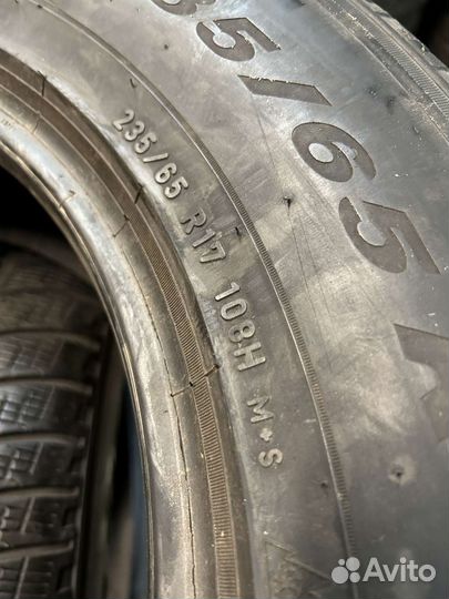 Pirelli Scorpion Winter 235/65 R17
