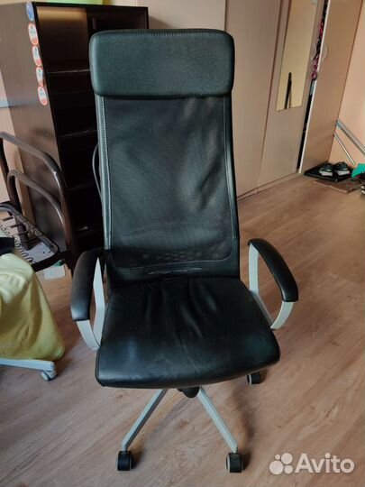 Кресло IKEA Маркус