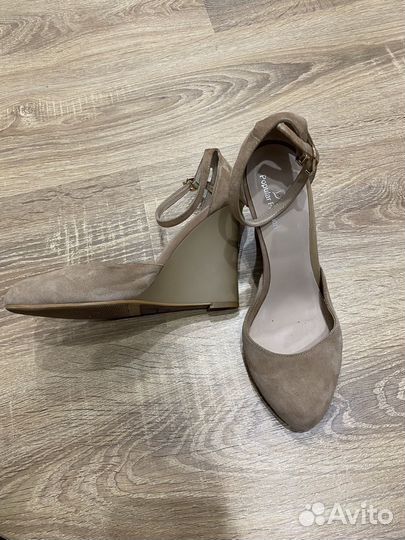 Туфли на танкетке 37