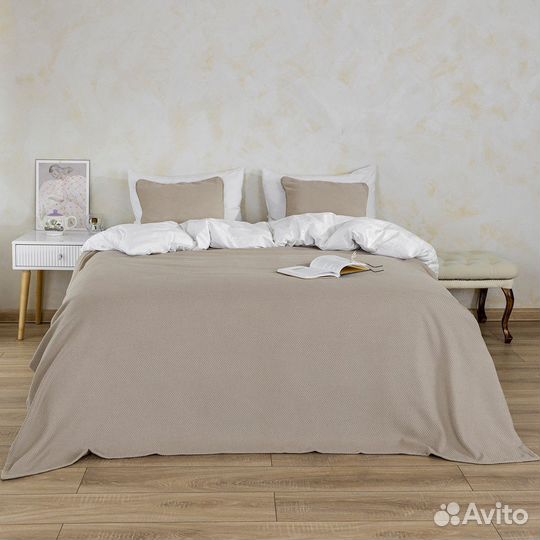 Покрывало-плед ламия сливочный новое