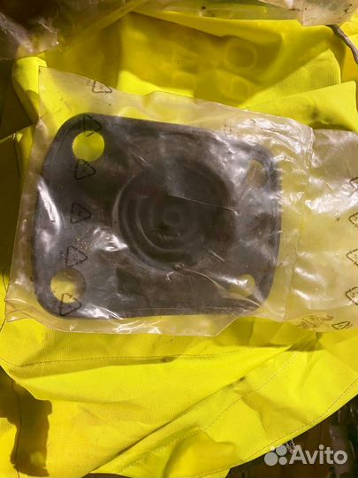 Уплотнение кпп Митсубиси Каризма