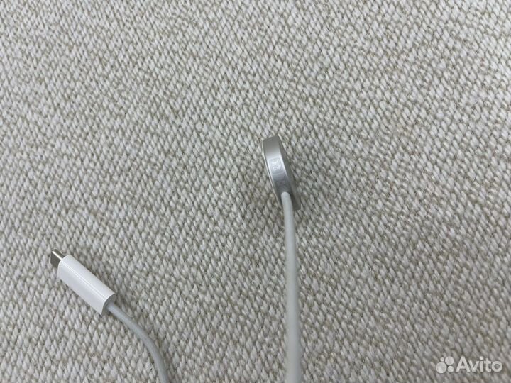 Оригинальный кабель Apple Watch 7/8