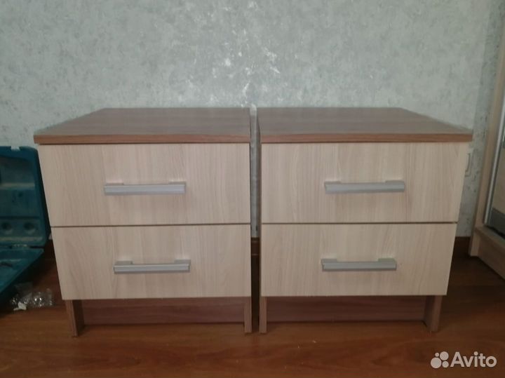 Прикроватные тумбы. Комплект