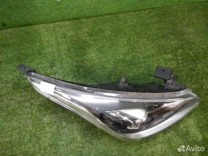 Фара правая Kia Rio