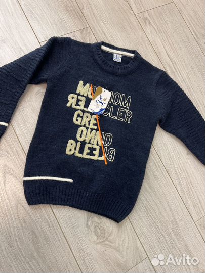 Свитер новый на мальчика