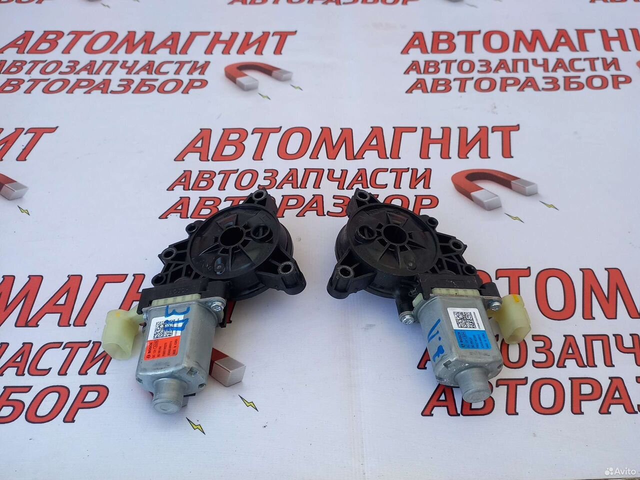 Моторчик стеклоподьемника задний Киа Церато 4 BD