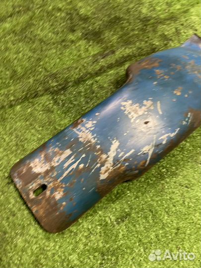 Подкрылок иж