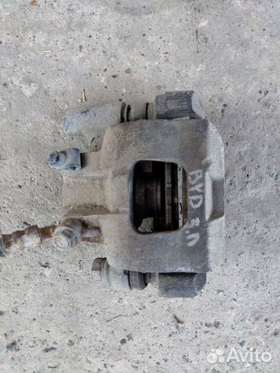 Суппорт BYD F3 задний левый 2012