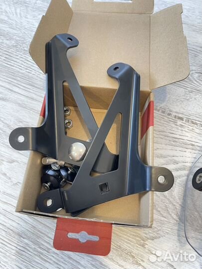 Ветровое стекло на BMW R1100GS новое USA