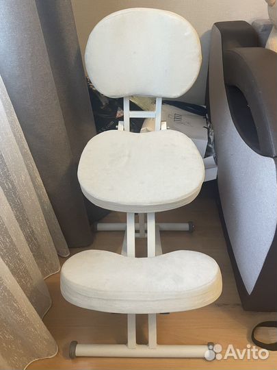 Ортопедический стул для школьника