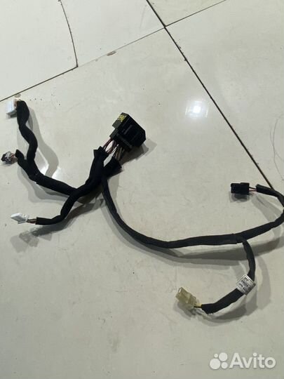 Электропроводка центральной консоли (Kia Seltos)