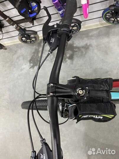 Велосипед на литых дисках